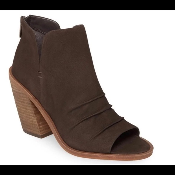 Vince Camuto Shoes - Vince Camuto Booties